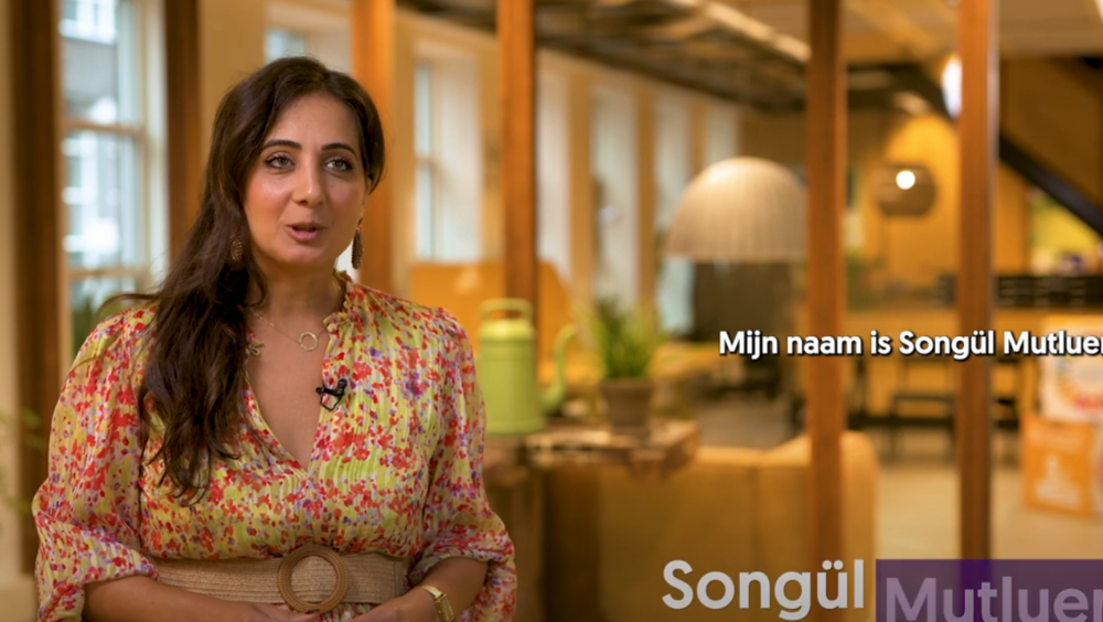 Screenshot Songül voorstelfilmpje